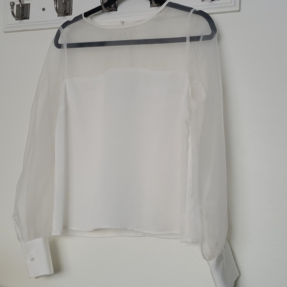 Express white puffy sleeve shirt - Picture 2 of 9
